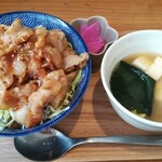 Yummy Mammy - 豚丼