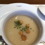 東洋軒 - 空豆のスープは売り切れのため、ポタージュスープ☆