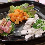 トリワイン ＰＩＫＯＳＨＨＨＵ - 前菜３種盛り