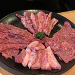 焼肉問屋 牛蔵 - 