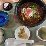 鹿島の杜カントリー倶楽部 - 石焼き麻婆豆腐 最近ずっとこれ