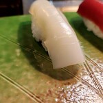 てっちゃん寿司 - アオリでしょうね。歯応えも甘みもキッチリとして美味しい。