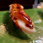 てっちゃん寿司 - タコはツメでいただきました。旨い。