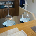 ラトリエ ドゥ ノノ - 伏せたグラス