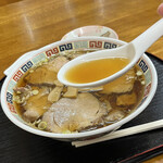 みな食堂 - チャーシューメン650円…綺麗なスープ♪