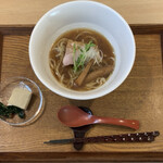 Chuuka Soba Mugiemon - 中華そば（¥800）（税込）