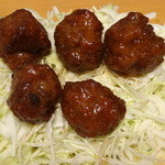 辻肉店 - 大玉の肉団子（１個５０円）