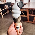 ビトウィーン ザ ブレッド - 