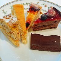 シェ・イノ - 