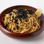 Sea urchin spaghetti