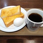 ホリーズカフェ - 料理写真:モーニングトーストゆで卵セット（390円）