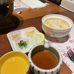 桜の抄 - お子様ランチのうどん　薬味や出汁で好きなうどんが楽しめます