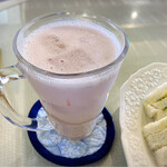 Cafe Nanohana Batake - 草莓優格果汁單品450日圓