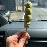 餅・菓子・赤飯 なかお - こんな感じ。甘さ控えめ