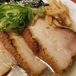 麺屋 六感堂 - しおグリーン麺（肉増し）