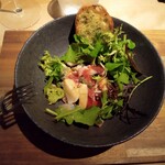 ヴァカンツァ - 中にはエビ、ホタテ、穴子、タコ、バイ貝など。