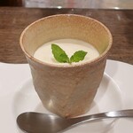 トリワイン ＰＩＫＯＳＨＨＨＵ - ババロア