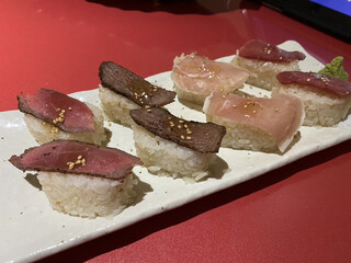 Setsugekka - 看板商品の肉寿司！！