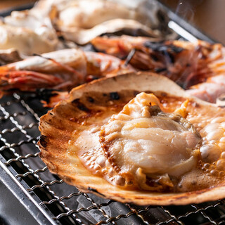 해산물의 맛을 직접 맛볼 수 있는 “하마야키”