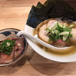 いのちノ中華そば 龍ノ谷 - 限定の煮干しっくワールド¥950   限定のローストビーフ丼¥400