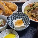 大衆食堂 みどりや商店 - 本日のセット1,089円(野菜炒め＋ささみフライ)