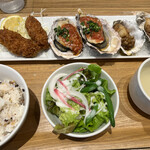 8TH SEA OYSTER Bar - 