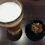 肉食ダイニング あさひ - 生ビール　お通し（茶碗蒸し）