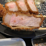 とんかつ KATSU 華 - 断面