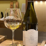 日本橋 蕎ノ字 - ◎ドメーヌ・ラリュー ピュリニー・モンラッシェ ル・トレザン 2019（仏・ブルゴーニュ）。白ワインに良く合う。