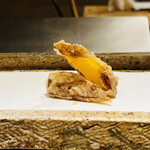 日本橋 蕎ノ字 - ◎静岡人参の天ぷらままるでさつま芋みたいな甘さ。