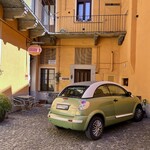 Perbacco - Citroën C3 が似合う石畳