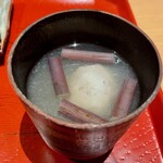 御料理ふじ居 - わらびと黒すり身の味噌汁