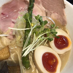 麺69 チキンヒーロー - 