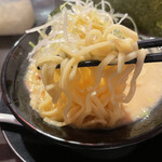 横浜家系ラーメンきがる家 - 