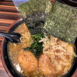 ヌードルハーツ - ラーメン、トッピングにモッツァレラチーズと味たま