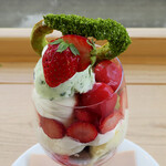 TABLE - パフェのアップ