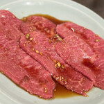 炭火焼肉ホルモン うらら - シンシン