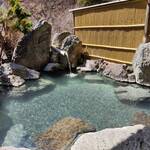 坂巻温泉旅館 - 女露天風呂