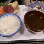 坂巻温泉旅館 - 湧き水で炊いたご飯と５年熟成の味噌を使ったみそ汁