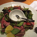 イタリアンダイニング・ミズキ - 短角牛モモ肉の溶岩焼き