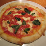 イタリアンダイニング・ミズキ - ピッツァマルゲリータ