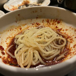 焼肉ホルモン 風土. - 〆の羊麺をタレで