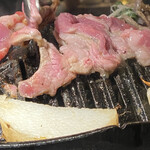 焼肉ホルモン 風土. - ネギ塩ジンギスカン挟み焼き