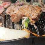 焼肉ホルモン 風土. - ネギ塩ジンギスカン挟み焼き