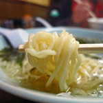 あきら食堂 - 塩ワカメラーメン 600円
