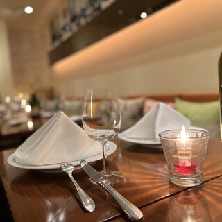 かわいいゆったりソファーシート！店内～４８名様/貸切４万円～