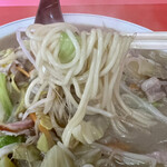 九州ラーメン 六五六 - 熱々麺リフト！夏に食べたら美味しそう♪