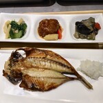 Ａ食堂 - 下田産あじの干物とおばんざいランチ1,200円