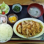 中華食堂 栄耀 - 料理写真: