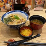 丼丼亭 - 月見親子丼